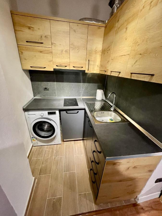 Keon Superb Studio Apartament Тирана Экстерьер фото