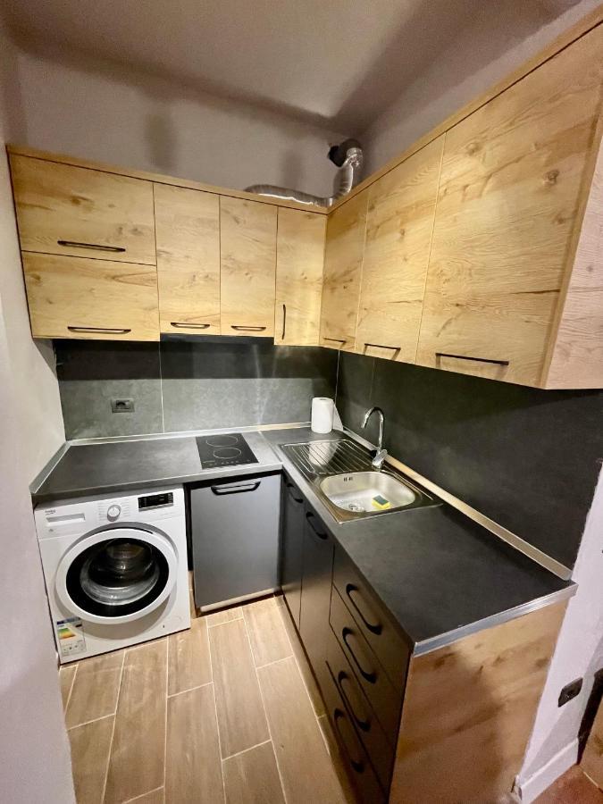 Keon Superb Studio Apartament Тирана Экстерьер фото